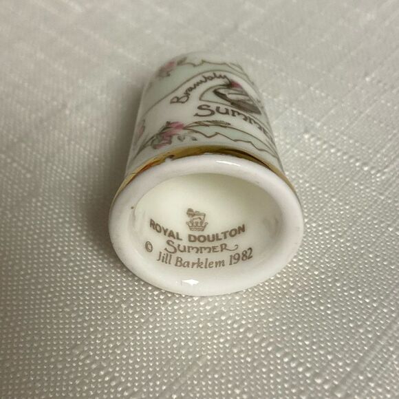 ROYAL DOULTON Vintage Thimble Jill Barklem SUMMER Brambly Hedge 1982 Collectible - Picture 4 of 8
